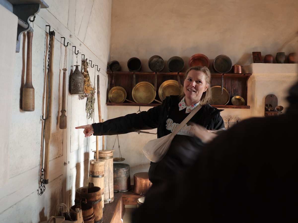 Daiga raconte au château de Bauska