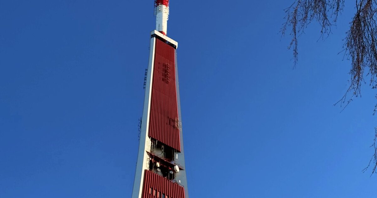 La tour de télévision de Riga, 368,5 m — la plus haute structure autoportante de l'UE.
